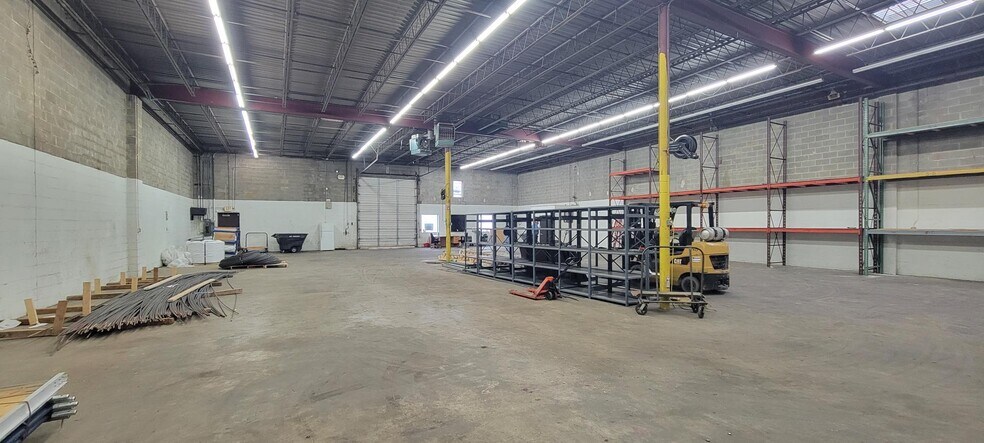 More Photos Of 2502-2506 51st Ave, Hyattsville Warehouse For Lease