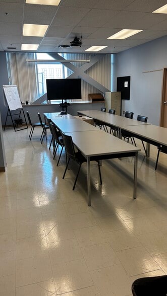 More Photos Of 141 Dundas St, London Office For Sale
