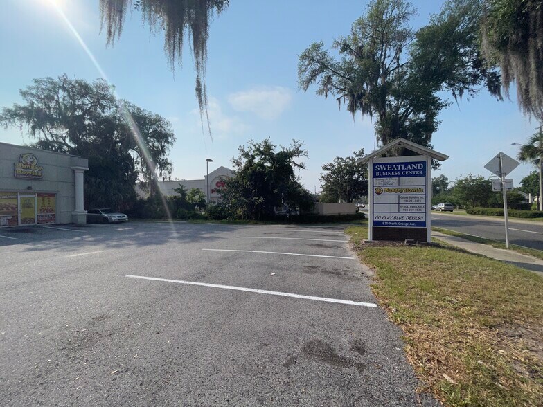 More Photos Of 820 N Orange Ave, Green Cove Springs Storefront Retail Office For Sale