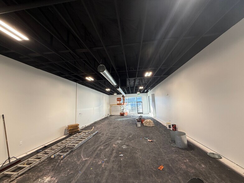 More Photos Of 385 S Main St, Richfield Storefront For Lease