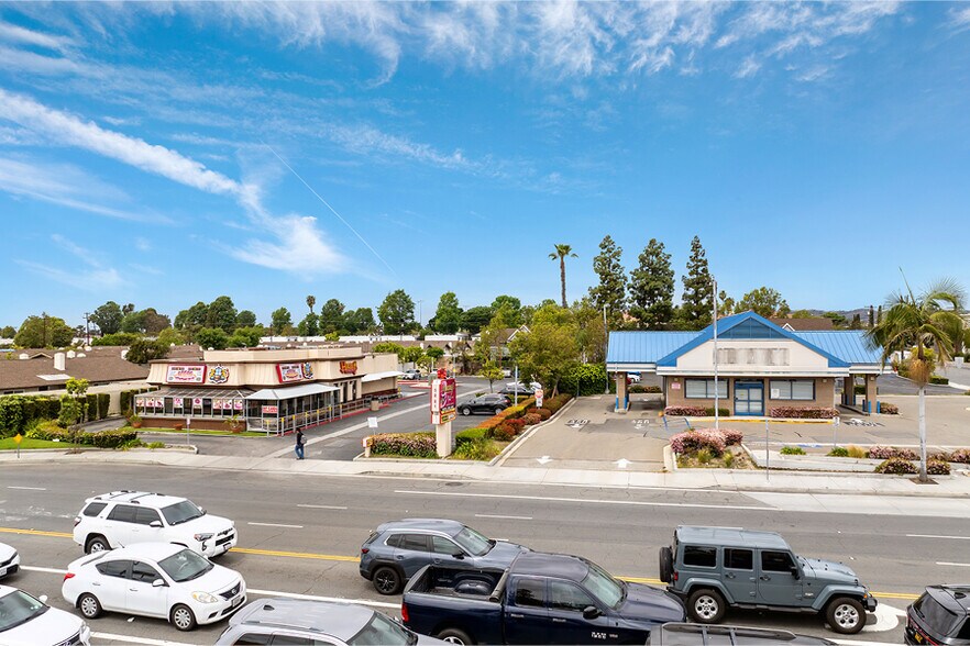 More Photos Of 3237 E Chapman Ave, Orange Freestanding For Sale