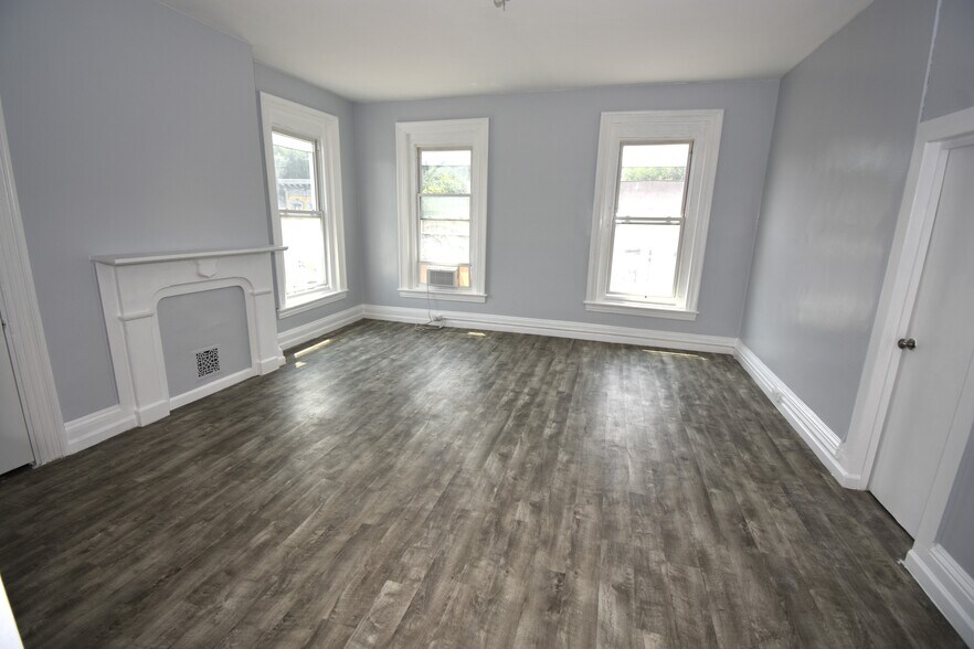 More Photos Of 701 Northampton St, Easton General Retail For Sale