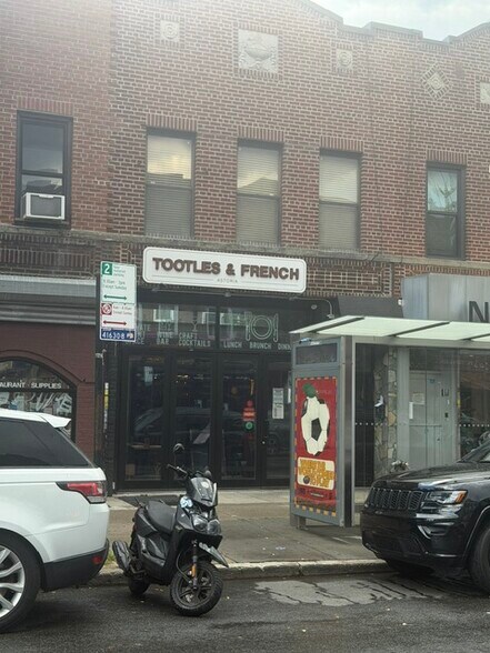 Primary Photo Of 3615 Ditmars Blvd, Astoria Storefront Retail Residential For Lease