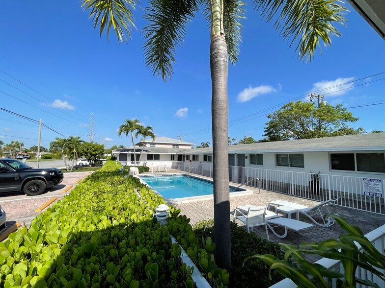More Photos Of 231 SW 15th St, Pompano Beach Apartments For Sale