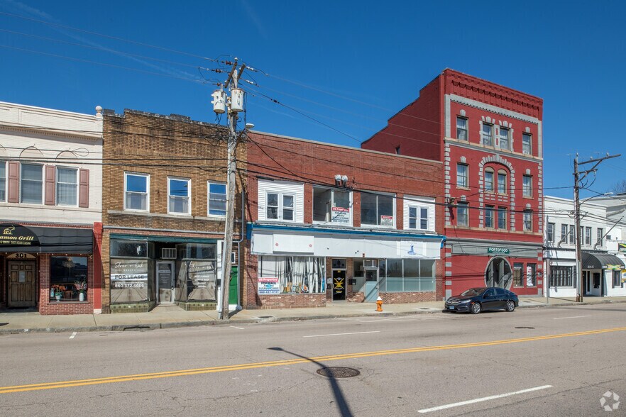 More Photos Of 369 Bank St, New London Storefront Retail Residential For Lease