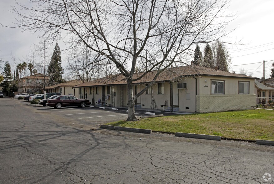 Primary Photo Of 2630 Darwin St, Sacramento Apartments For Sale