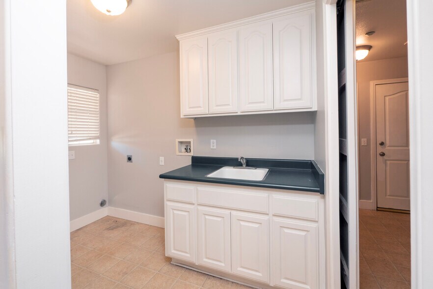 More Photos Of 8715 Dufferin Ave, Riverside Land For Sale