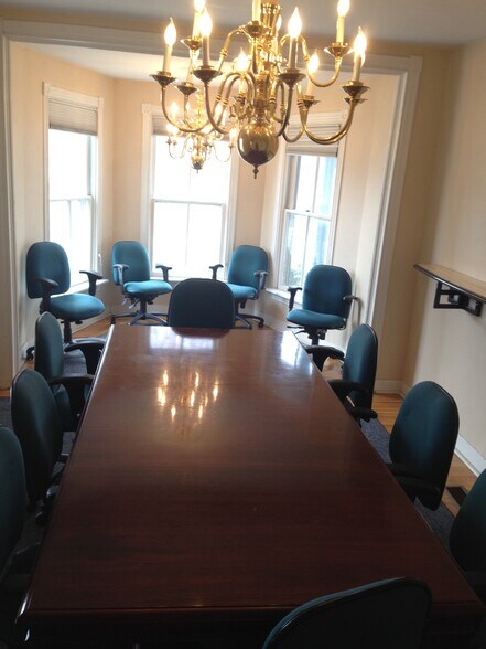 More Photos Of 19401 Walter Johnson Rd, Germantown Office For Sale