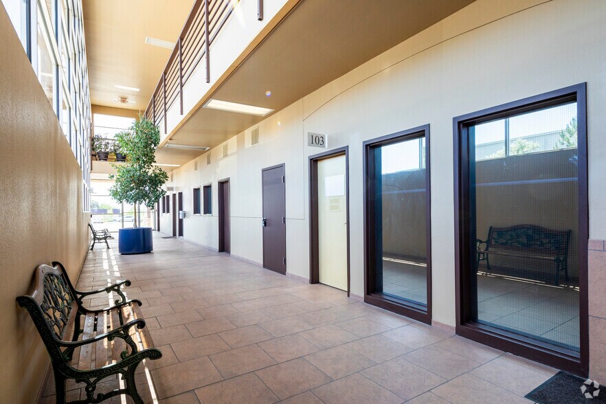 More Photos Of 4550 Eubank Blvd NE, Albuquerque Medical For Lease