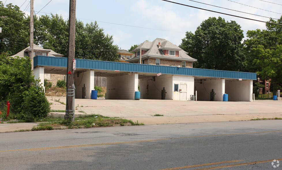 More Photos Of 2855 Prospect Ave, Kansas City Carwash For Sale
