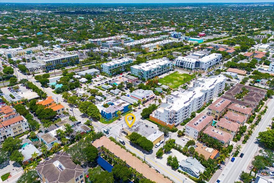 More Photos Of 117 NE 5th Ave, Delray Beach Storefront Retail Office For Sale