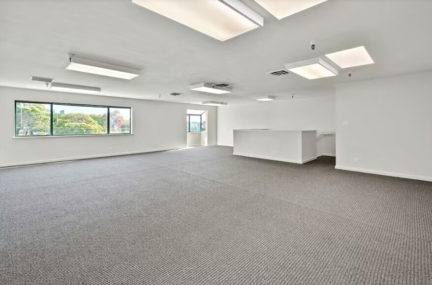More Photos Of 1300 Potrero Ave, San Francisco Light Manufacturing For Sale