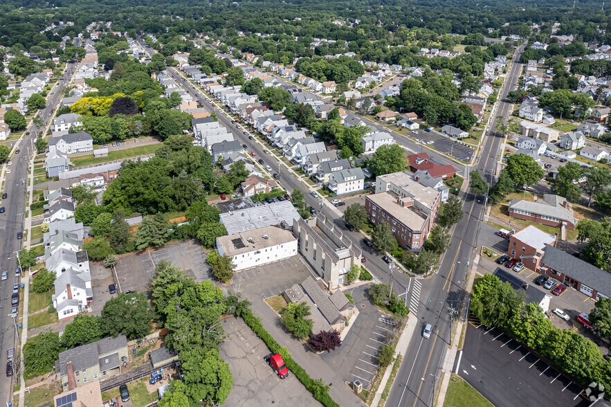 More Photos Of 20 Gorham Ave, Hamden Schools For Sale