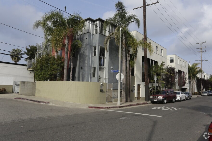 More Photos Of 1201-1291 Electric Ave, Venice Loft Creative Space For Lease