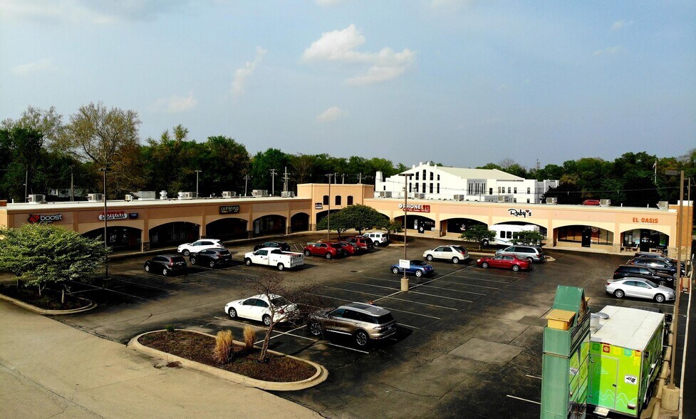 More Photos Of 510 N Cunningham Ave, Urbana General Retail For Lease