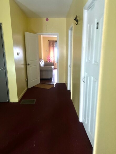 More Photos Of 451-453 N 12th St, Philadelphia Apartments For Sale