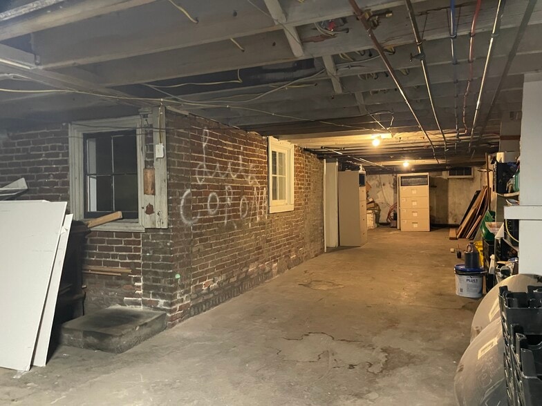 More Photos Of 836 E 5th St, Bethlehem Storefront Retail Office For Lease