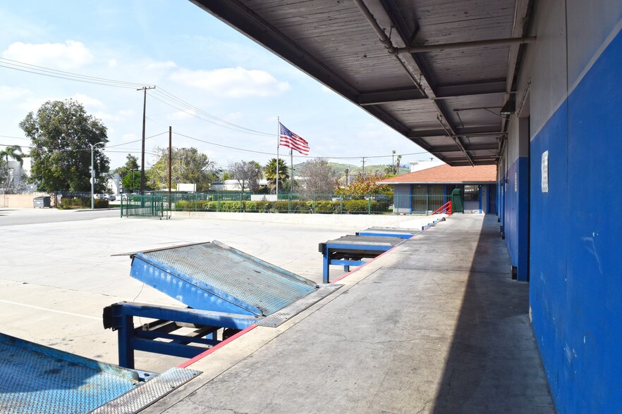 More Photos Of 110 Erie St, Pomona Manufacturing For Lease