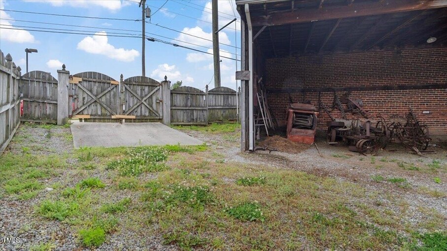 More Photos Of 306 W Main St, South Hill Office Residential For Sale