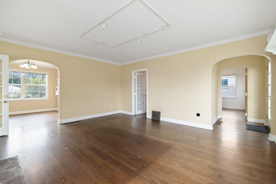 More Photos Of 1875 Wadsworth Blvd, Lakewood Office For Sale