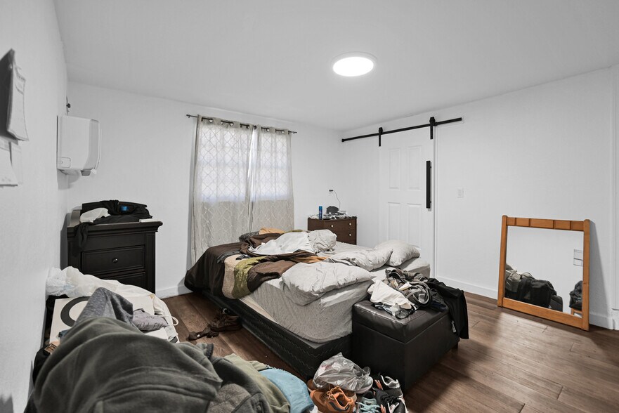 More Photos Of 3711 SW 27th Ter, Miami Specialty For Sale