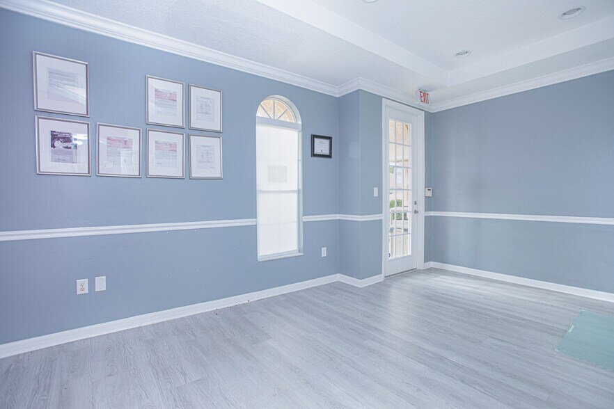 More Photos Of 3206-3208 Hillsdale Ln, Kissimmee Medical For Lease