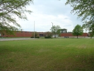 More Photos Of 648 Wilson St, Chester Warehouse For Lease