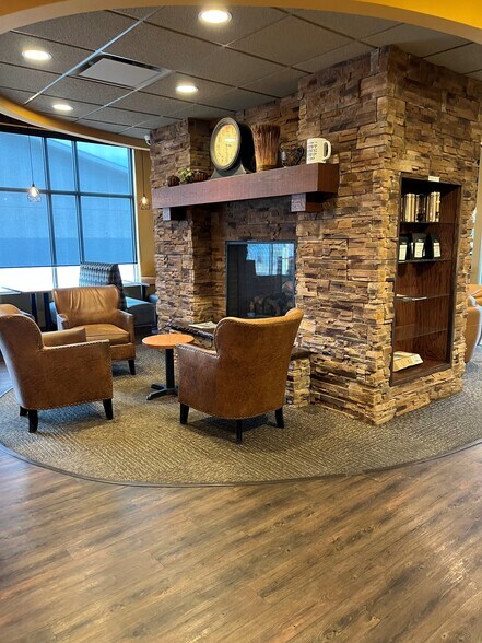 More Photos Of 269 16th St W, Dickinson Freestanding For Sale