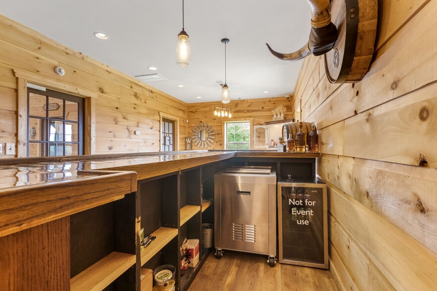 More Photos Of 1049 Oregon Rd, Lascassas Specialty For Sale