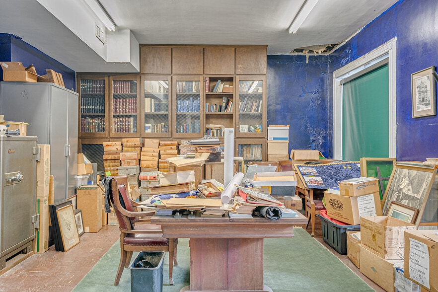 More Photos Of 100 E Bay St, Savannah Lodge Meeting Hall For Sale
