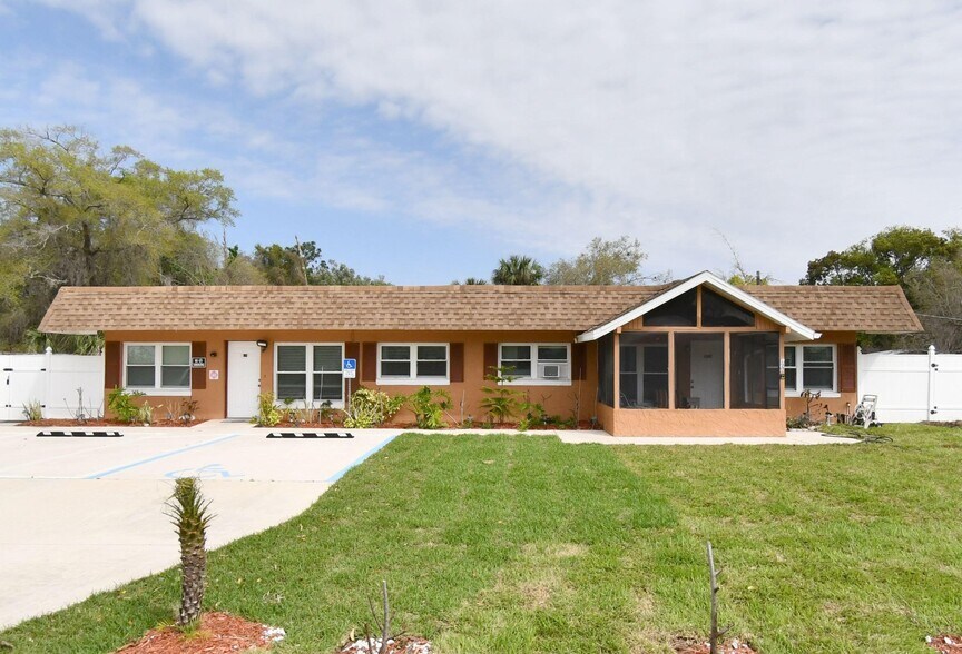 Primary Photo Of Seminole County, Chuluota Assisted Living For Sale