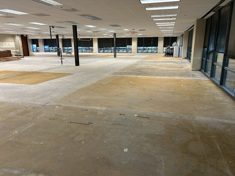 More Photos Of 1990 Vaughn Rd, Kennesaw Office For Lease