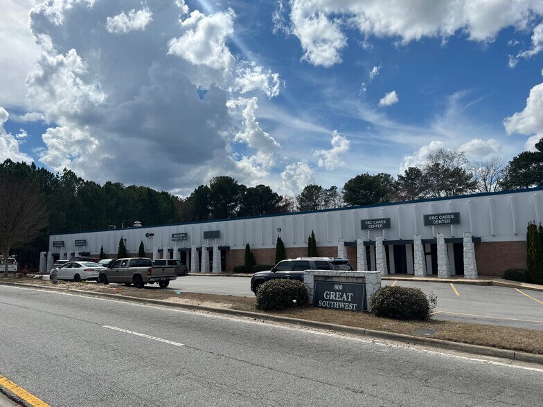 Primary Photo Of 800 Great Southwest Pky, Atlanta Warehouse For Lease