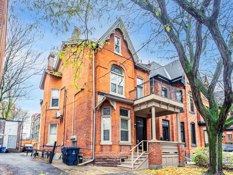 Primary Photo Of 24 Webster Av, Toronto Apartments For Sale