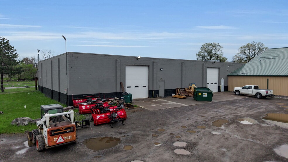 More Photos Of 9992 Main St, Clarence Warehouse For Sale