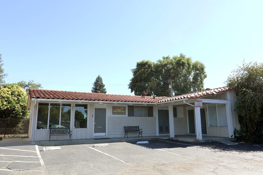 More Photos Of 2100 Monument Blvd, Pleasant Hill Medical For Lease
