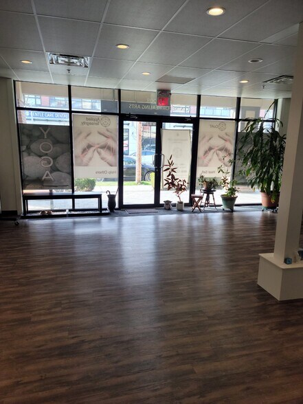 More Photos Of 14885 60 Av, Surrey Apartments For Sale