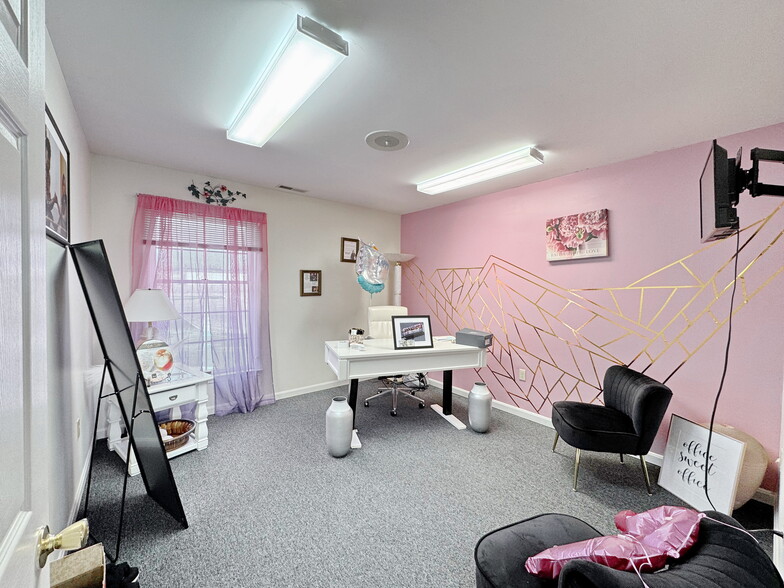More Photos Of 18119 N Sussex Hwy, Bridgeville Office For Sale