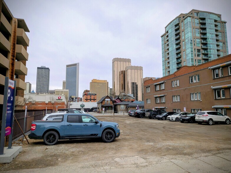 More Photos Of 805 12 Av SW, Calgary Land For Sale