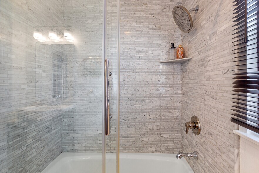 More Photos Of 1512 Walnut St, Berkeley Multifamily For Sale