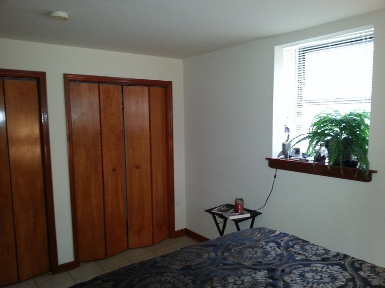 More Photos Of 189-191 Hunterdon St, Newark Apartments For Sale