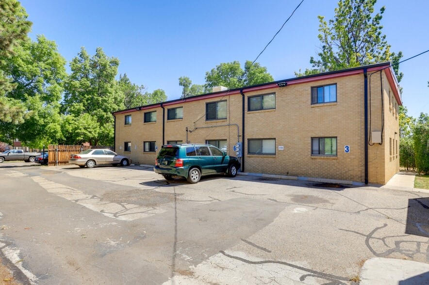 More Photos Of 10610 W 7th Pl, Lakewood Multifamily For Sale