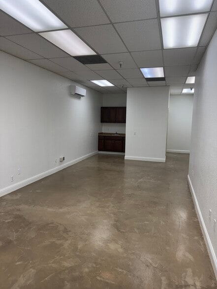 More Photos Of 2225 Brown St, Napa Storefront Retail Office For Lease