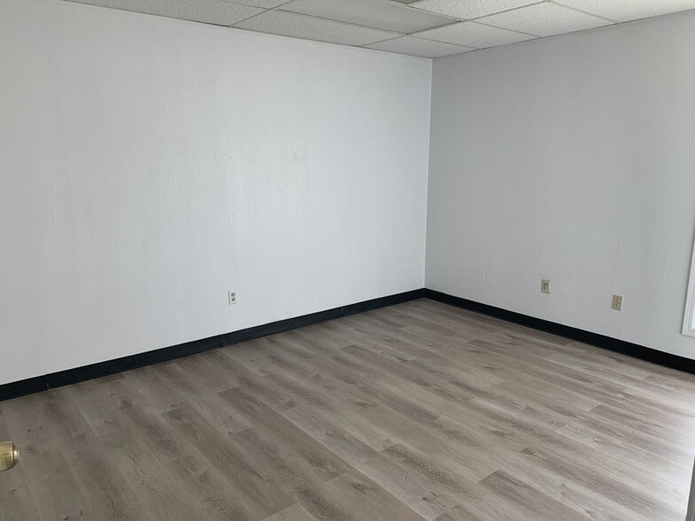 More Photos Of 3380 Successful Way, Dayton Office For Sale