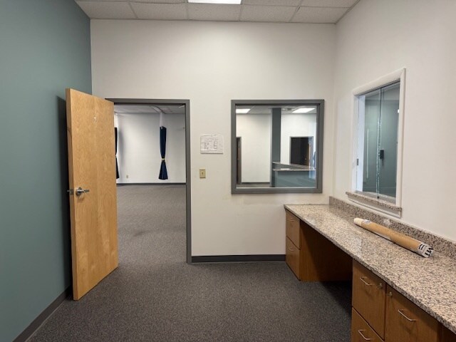 More Photos Of 1301 W 1st St, Springfield Medical For Lease