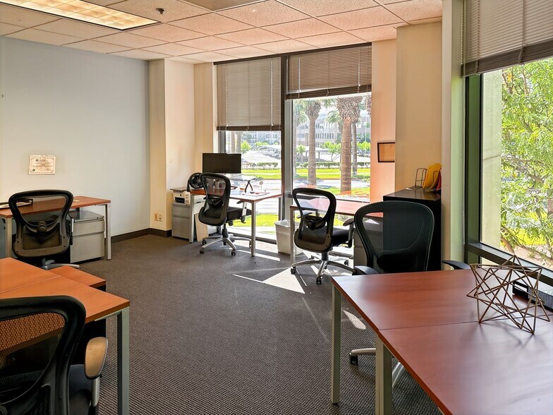 More Photos Of 3753 Howard Hughes Pky, Las Vegas Coworking Space