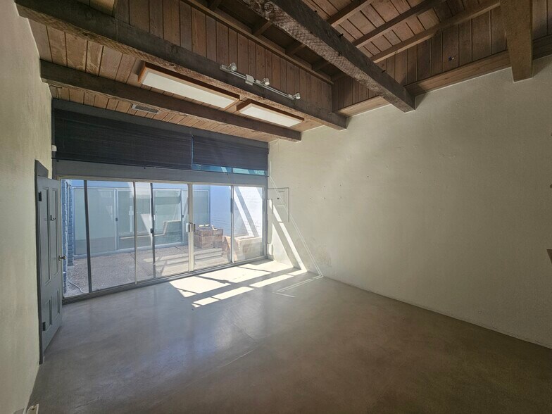 More Photos Of 376 S Stone Ave, Tucson Office For Lease