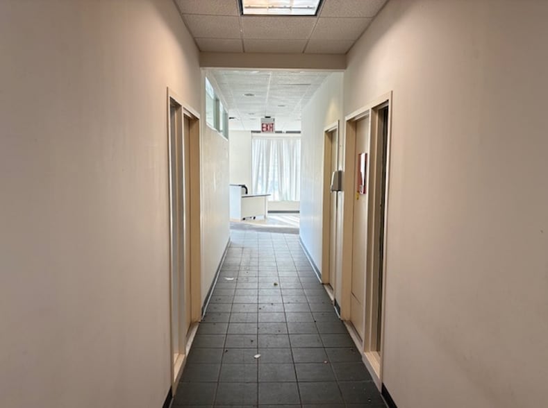 More Photos Of 5918-24 13th Ave, Brooklyn Office For Sale