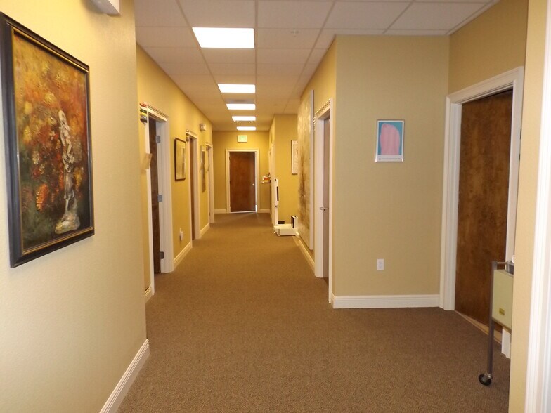 More Photos Of 733-771 Highway 466, Lady Lake Medical For Sale