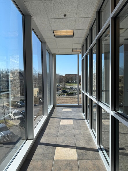 More Photos Of 3310 Aspen Grove Dr, Franklin Medical For Lease